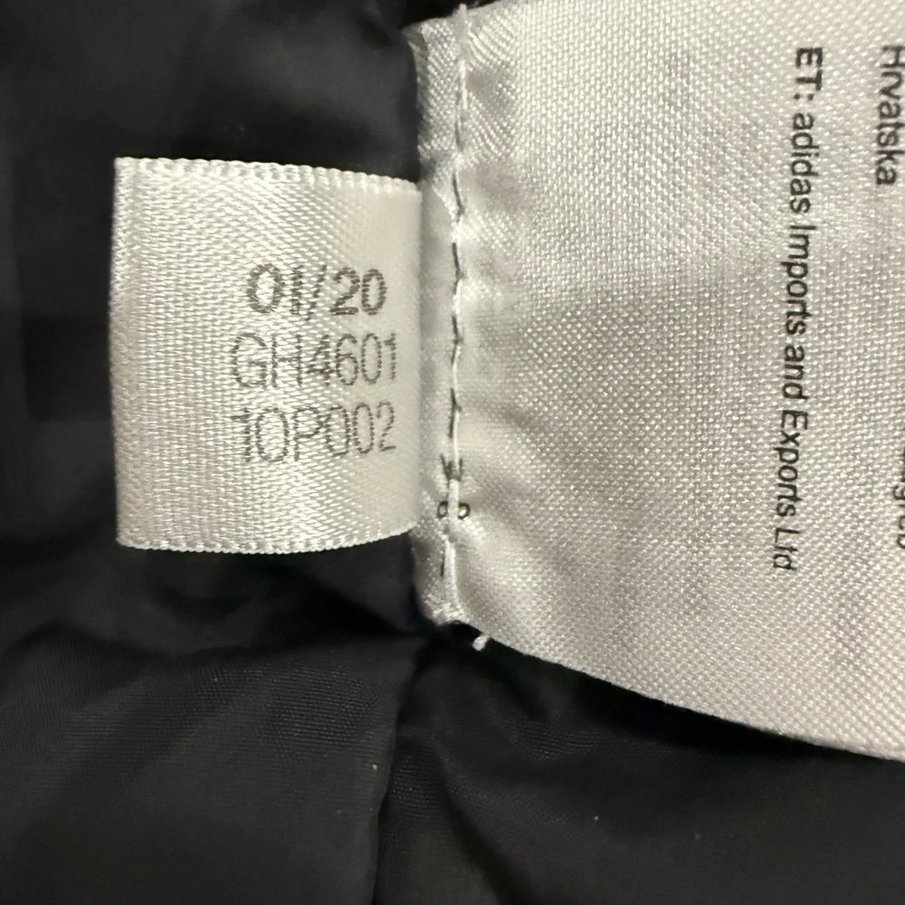 Adidas Essentials Three Stripes Insulated Hooded Men’s Black Puffer Jacket. S
